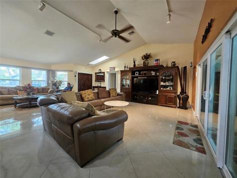 197 NW 113th Way Coral Springs FL 33071