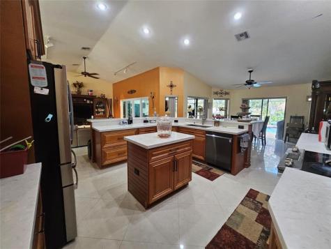 197 NW 113th Way Coral Springs FL 33071