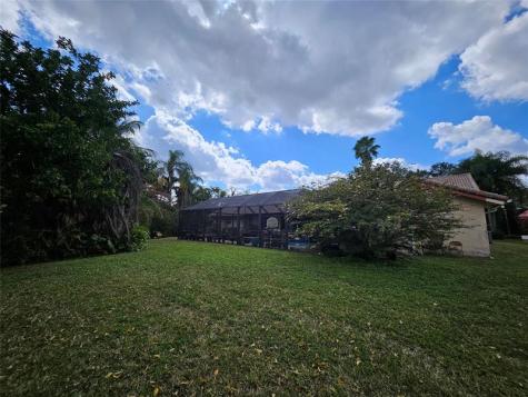 197 NW 113th Way Coral Springs FL 33071