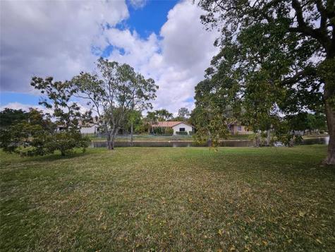197 NW 113th Way Coral Springs FL 33071