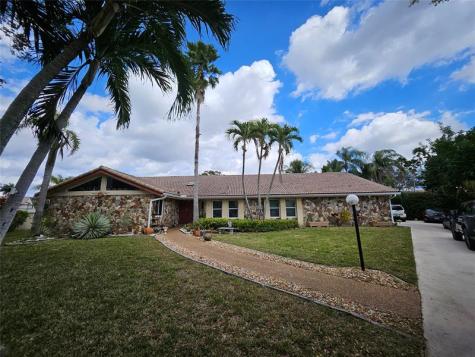 197 NW 113th Way Coral Springs FL 33071