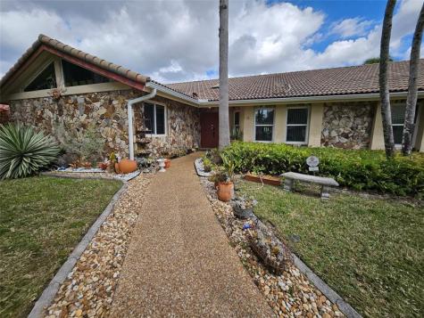 197 NW 113th Way Coral Springs FL 33071