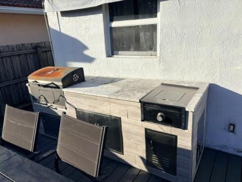 2518 NW 15 Fort Lauderdale FL 33311
