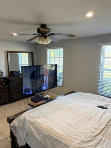 2518 NW 15 Fort Lauderdale FL 33311