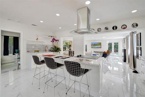 539 NE 25th Street Wilton Manors FL 33305