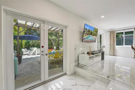539 NE 25th Street Wilton Manors FL 33305