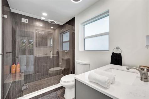 539 NE 25th Street Wilton Manors FL 33305