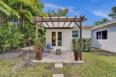 539 NE 25th Street Wilton Manors FL 33305