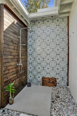 539 NE 25th Street Wilton Manors FL 33305