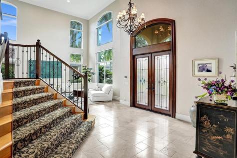 1649 Victoria Pointe Circle Weston FL 33327