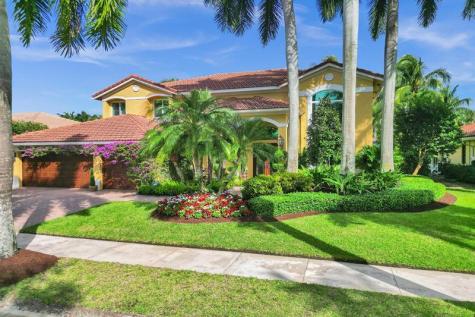 1649 Victoria Pointe Circle Weston FL 33327