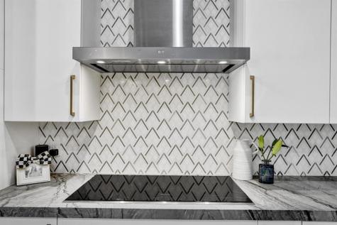 1649 Victoria Pointe Circle Weston FL 33327