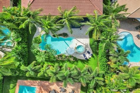 1649 Victoria Pointe Circle Weston FL 33327