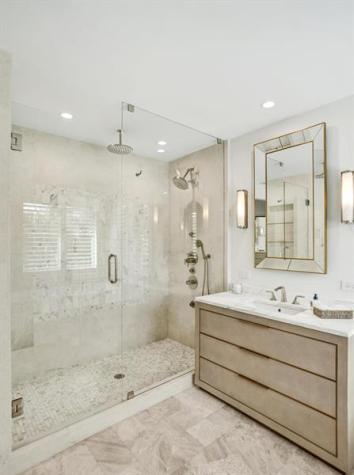 1649 Victoria Pointe Circle Weston FL 33327