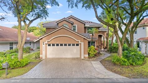 608 Misty Oaks Lane Pompano Beach FL 33069
