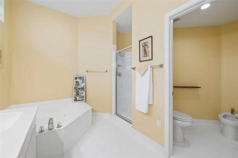 608 Misty Oaks Lane Pompano Beach FL 33069