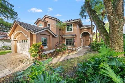 608 Misty Oaks Lane Pompano Beach FL 33069
