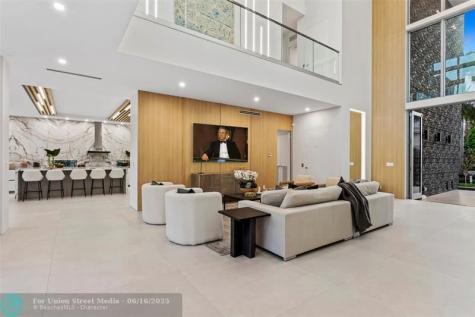 91 Fiesta Way Fort Lauderdale FL 33301