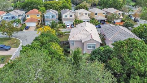 160 NW 97th Terrace Coral Springs FL 33071