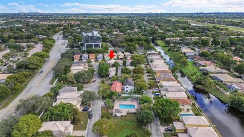 160 NW 97th Terrace Coral Springs FL 33071