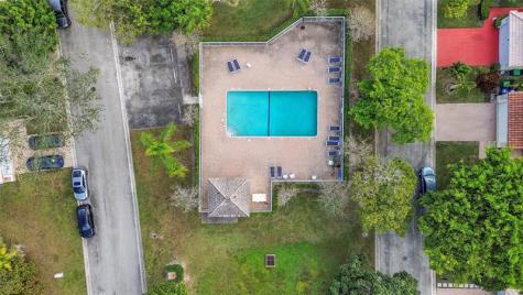 160 NW 97th Terrace Coral Springs FL 33071