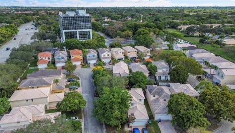 160 NW 97th Terrace Coral Springs FL 33071