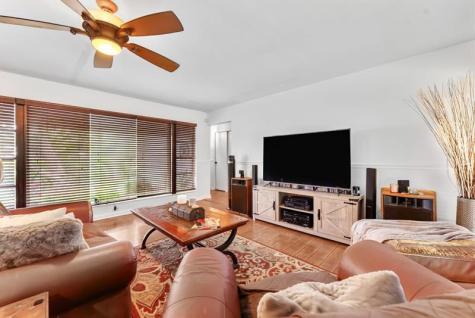 1428 E River Drive Margate FL 33063