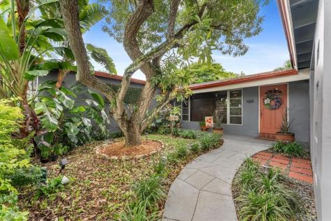 1428 E River Drive Margate FL 33063