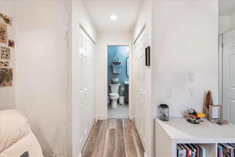 2164 Montpeliar Weston FL 33326