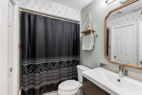 2164 Montpeliar Weston FL 33326
