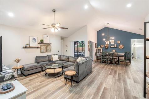 2164 Montpeliar Weston FL 33326