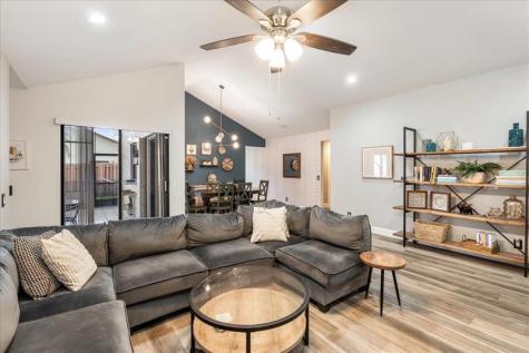 2164 Montpeliar Weston FL 33326