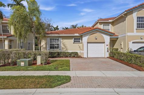 11621 NW 47th Drive Coral Springs FL 33076