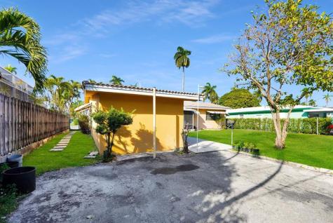 1434 Hollywood Boulevard Hollywood FL 33020
