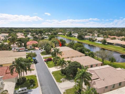 10801 Grant Way Boynton Beach FL 33437