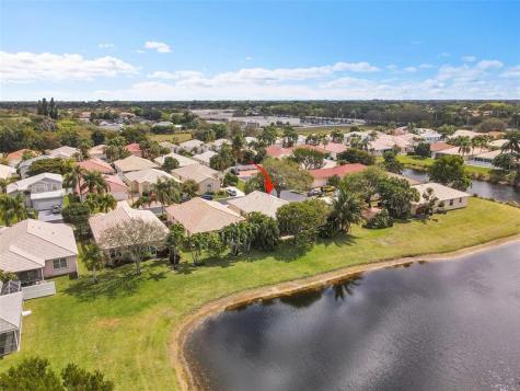 10801 Grant Way Boynton Beach FL 33437
