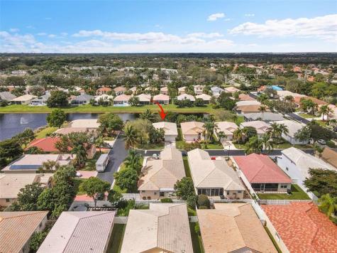 10801 Grant Way Boynton Beach FL 33437