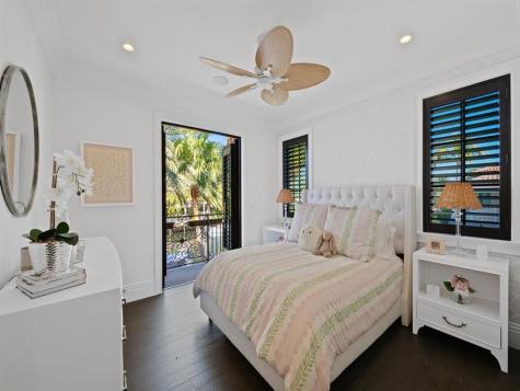 2319 NE 28th Street Lighthouse Point FL 33064