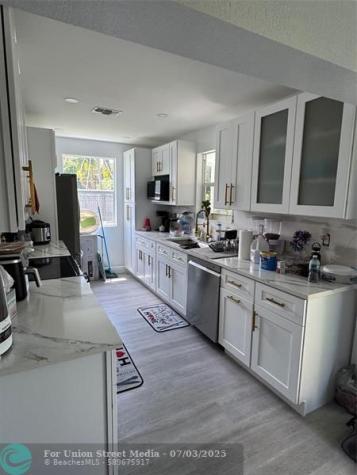 1611 NE 32 Street Pompano Beach FL 33064