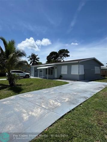 1611 NE 32 Street Pompano Beach FL 33064