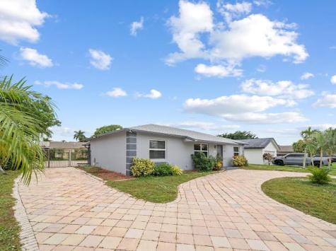 19426 Colorado Circle Boca Raton FL 33434