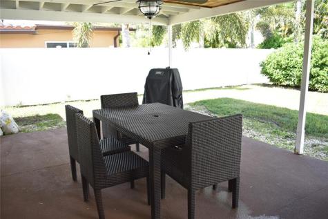 1991 NE 34th Street Lighthouse Point FL 33064