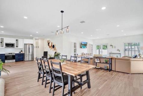 2622 NE 27th Avenue Lighthouse Point FL 33064