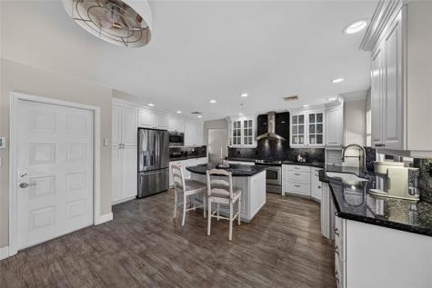2600 NE 46th Street Lighthouse Point FL 33064
