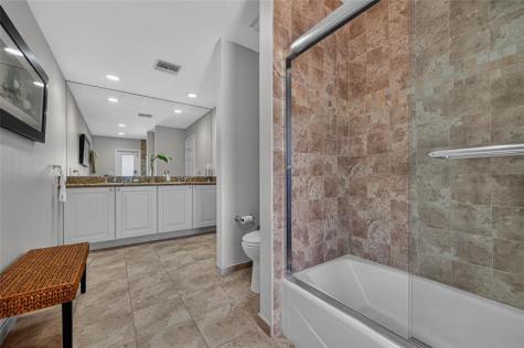 2600 NE 46th Street Lighthouse Point FL 33064