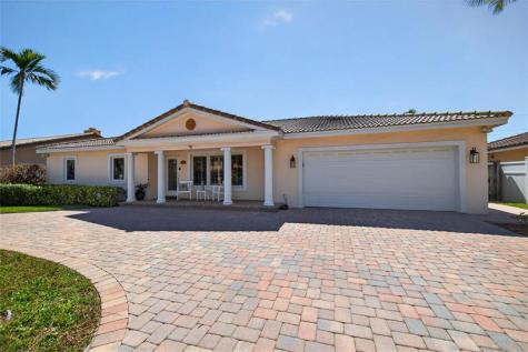 2600 NE 46th Street Lighthouse Point FL 33064