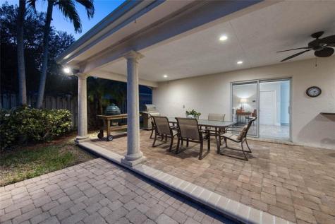 2600 NE 46th Street Lighthouse Point FL 33064