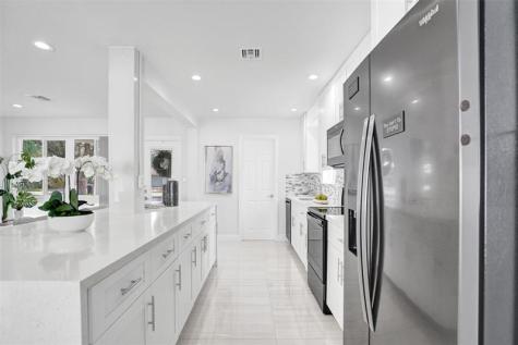 2129 NE 62nd Street Fort Lauderdale FL 33308
