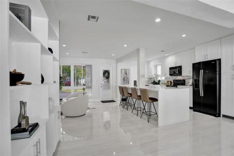 2129 NE 62nd Street Fort Lauderdale FL 33308