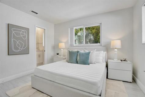 2129 NE 62nd Street Fort Lauderdale FL 33308